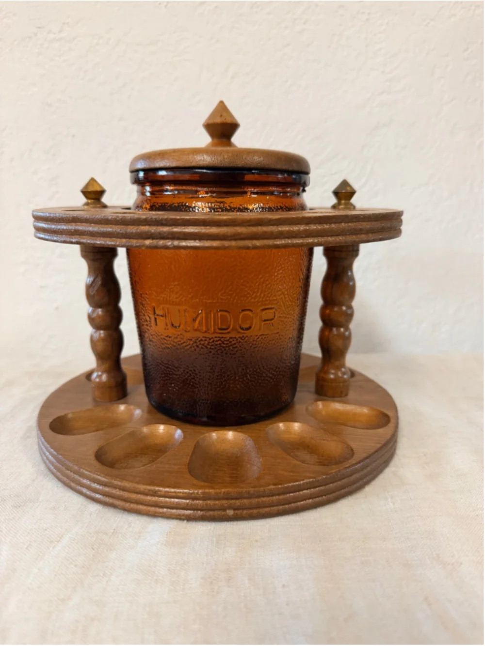 Vintage Lord Chesterfield Amber Glass Humidor with Lid and 10 Pipe Rack